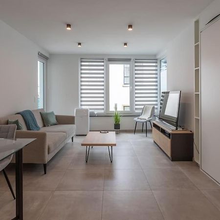 Superbe Appartement avec Parking Malmedy Exteriör bild